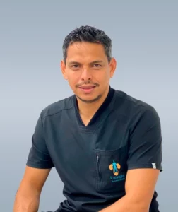 Dr. Johnny Piedra A.