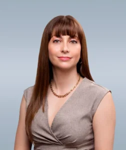 Dra. Ariela Solano G.