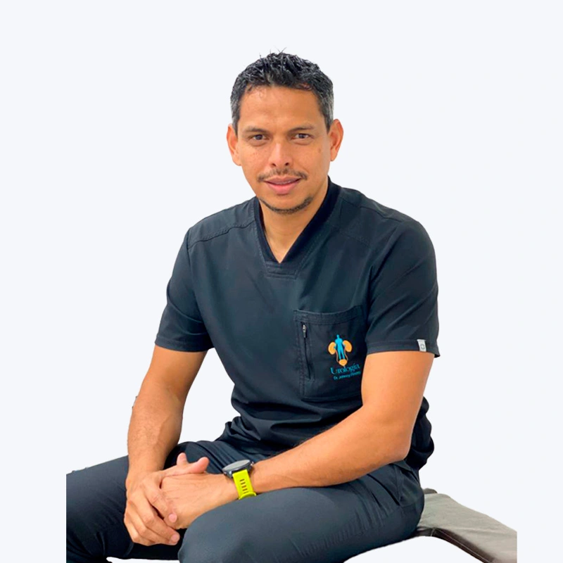 Dr. Johnny Piedra Urologo en Centro Médico San Joaquin